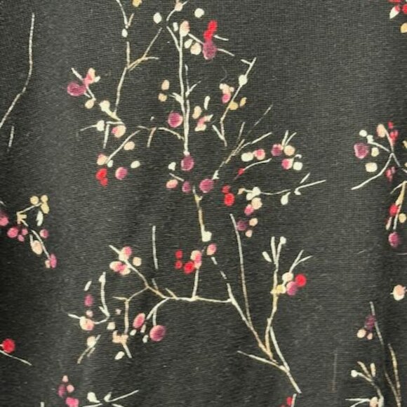 CJ Banks women's 1X black long sleeve cardigan with berries. - Picture 2 of 6